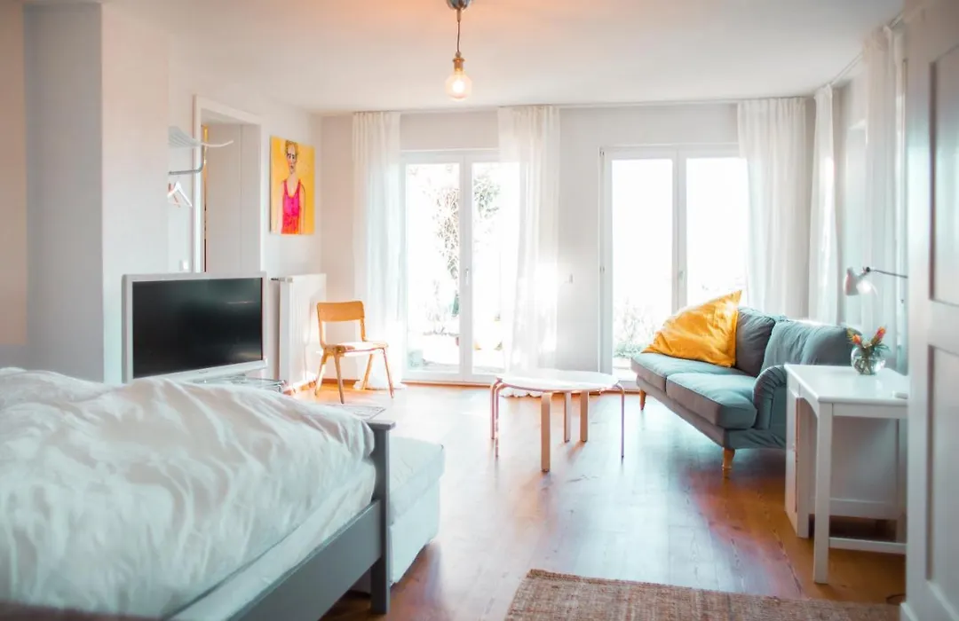 Bed&Breakfast Unter den Linden-1